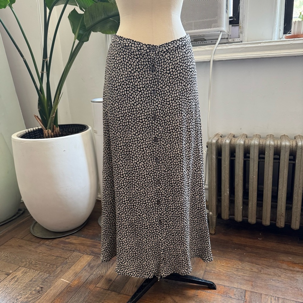 Vintage Navy Blue & White Daisy print A-Line Midi Skirt